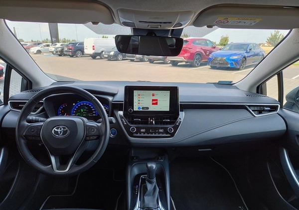 Toyota Corolla cena 115900 przebieg: 35979, rok produkcji 2022 z Sanok małe 277
